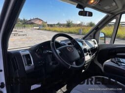 ADRIA CORAL XL A 670 SL GARAGE GEMELLI 2021 WEBASTO UNIPROPRIETARIO pieno