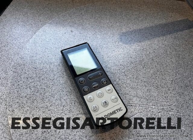 MOTORHOME LAIKA REXOSLINE 650 3.000 160 CV POWER 2009 677 CM TELAIO AL-KO pieno