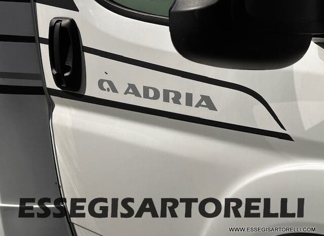 ADRIA CORAL XL A 670 SL GARAGE GEMELLI 2021 WEBASTO UNIPROPRIETARIO pieno