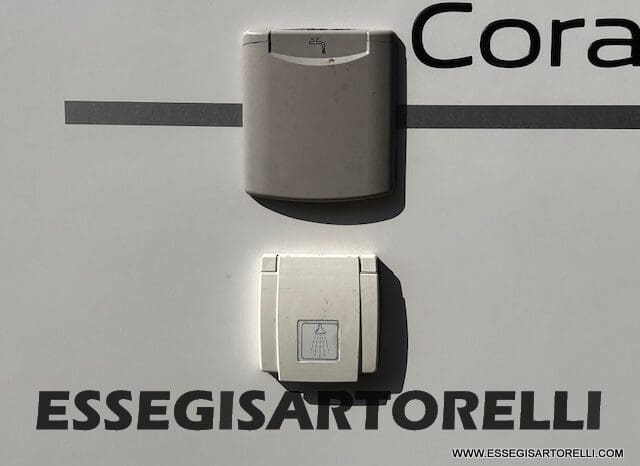 ADRIA CORAL XL A 670 SL GARAGE GEMELLI 2021 WEBASTO UNIPROPRIETARIO pieno