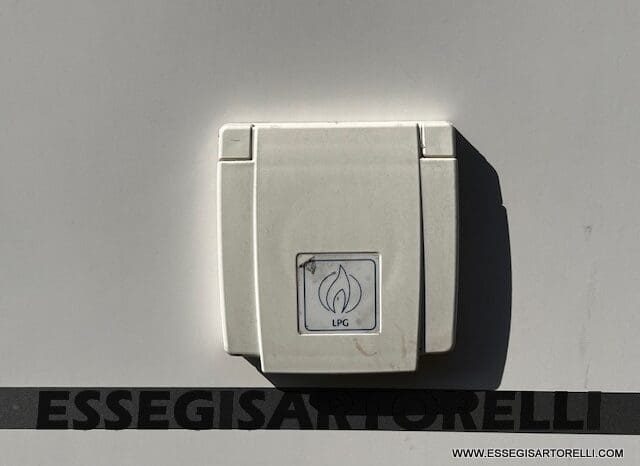 ADRIA CORAL XL A 670 SL GARAGE GEMELLI 2021 WEBASTO UNIPROPRIETARIO pieno