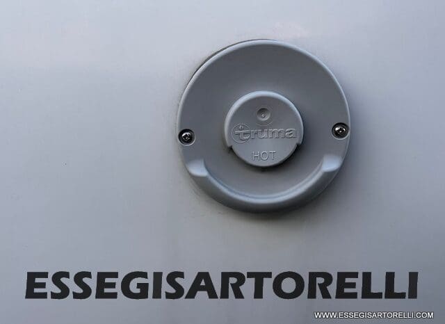 ADRIA CORAL XL A 670 SL GARAGE GEMELLI 2021 WEBASTO UNIPROPRIETARIO pieno