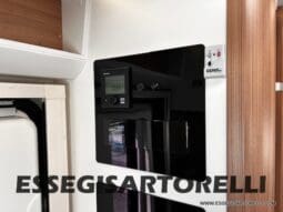 ADRIA CORAL XL A 670 SL GARAGE GEMELLI 2021 WEBASTO UNIPROPRIETARIO pieno