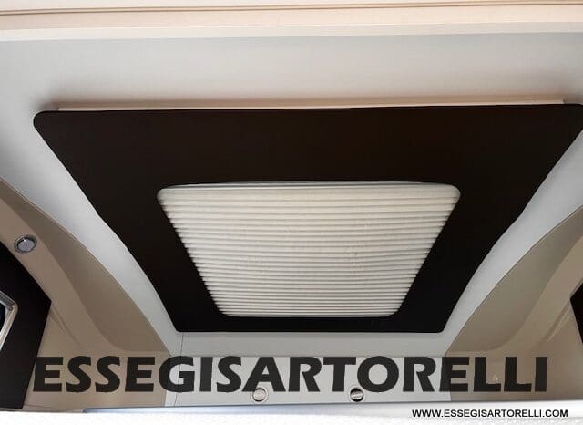 ADRIA CORAL XL A 670 SL GARAGE GEMELLI 2021 WEBASTO UNIPROPRIETARIO pieno