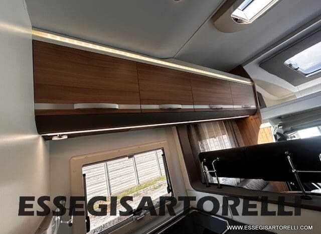 ADRIA CORAL XL A 670 SL GARAGE GEMELLI 2021 WEBASTO UNIPROPRIETARIO pieno