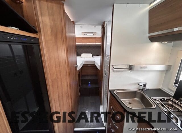 ADRIA CORAL XL A 670 SL GARAGE GEMELLI 2021 WEBASTO UNIPROPRIETARIO pieno