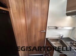 ADRIA CORAL XL A 670 SL GARAGE GEMELLI 2021 WEBASTO UNIPROPRIETARIO pieno