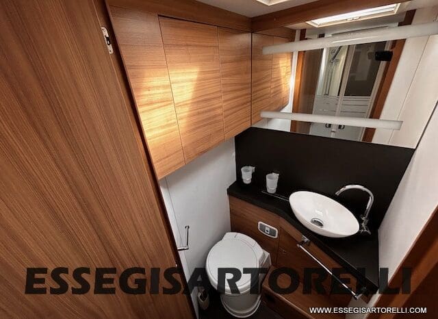 ADRIA CORAL XL A 670 SL GARAGE GEMELLI 2021 WEBASTO UNIPROPRIETARIO pieno
