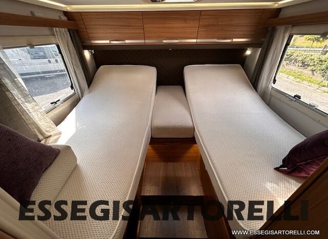 ADRIA CORAL XL A 670 SL GARAGE GEMELLI 2021 WEBASTO UNIPROPRIETARIO pieno