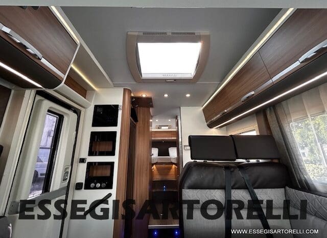 ADRIA CORAL XL A 670 SL GARAGE GEMELLI 2021 WEBASTO UNIPROPRIETARIO pieno