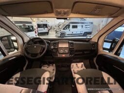 CHAUSSON ETAPE 650 GARAGE 636 CM 01/2025 KM 3.264 DOPPIO CLIMA pieno