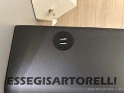 CHAUSSON ETAPE 650 GARAGE 636 CM 01/2025 KM 3.264 DOPPIO CLIMA pieno