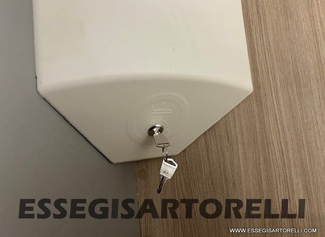 CHAUSSON ETAPE 650 GARAGE 636 CM 01/2025 KM 3.264 DOPPIO CLIMA pieno