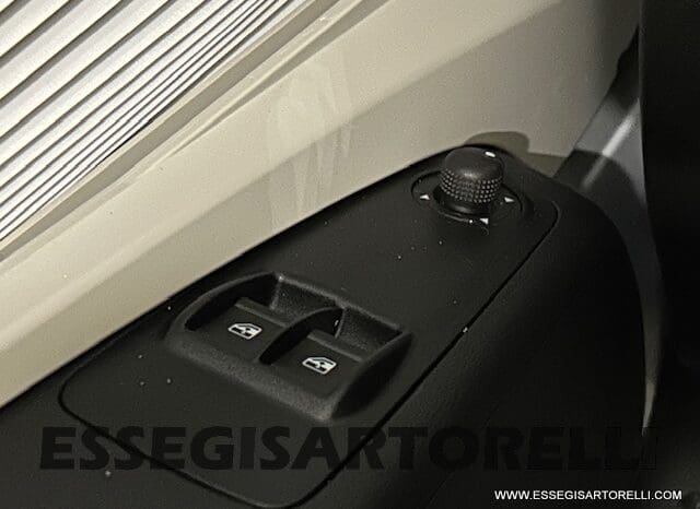 CHAUSSON ETAPE 650 GARAGE 636 CM 01/2025 KM 3.264 DOPPIO CLIMA pieno