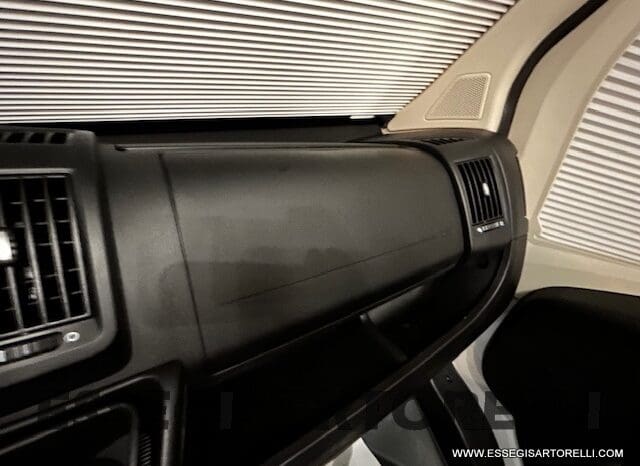 CHAUSSON ETAPE 650 GARAGE 636 CM 01/2025 KM 3.264 DOPPIO CLIMA pieno