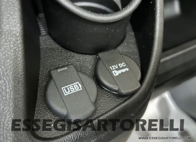 CHAUSSON ETAPE 650 GARAGE 636 CM 01/2025 KM 3.264 DOPPIO CLIMA pieno