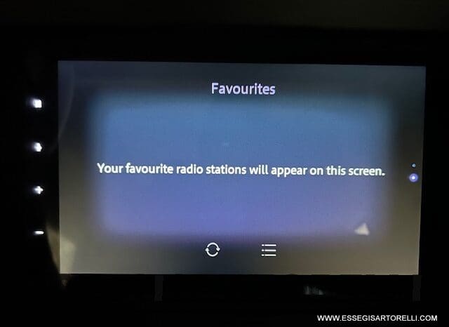 CHAUSSON ETAPE 650 GARAGE 636 CM 01/2025 KM 3.264 DOPPIO CLIMA pieno