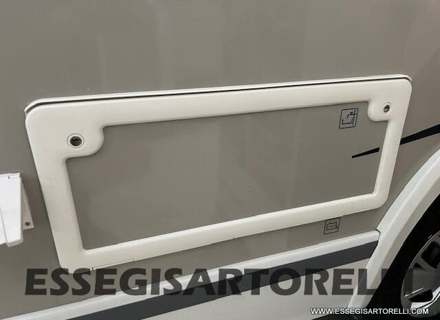 CHAUSSON ETAPE 650 GARAGE 636 CM 01/2025 KM 3.264 DOPPIO CLIMA pieno