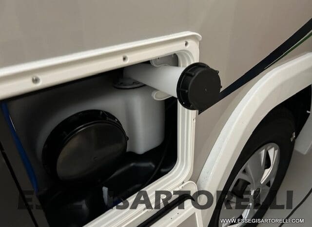 CHAUSSON ETAPE 650 GARAGE 636 CM 01/2025 KM 3.264 DOPPIO CLIMA pieno