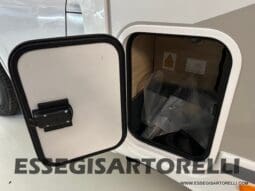 CHAUSSON ETAPE 650 GARAGE 636 CM 01/2025 KM 3.264 DOPPIO CLIMA pieno