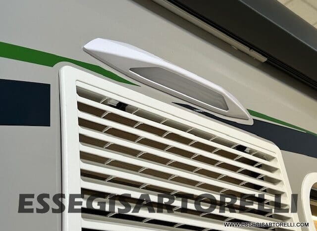 CHAUSSON ETAPE 650 GARAGE 636 CM 01/2025 KM 3.264 DOPPIO CLIMA pieno