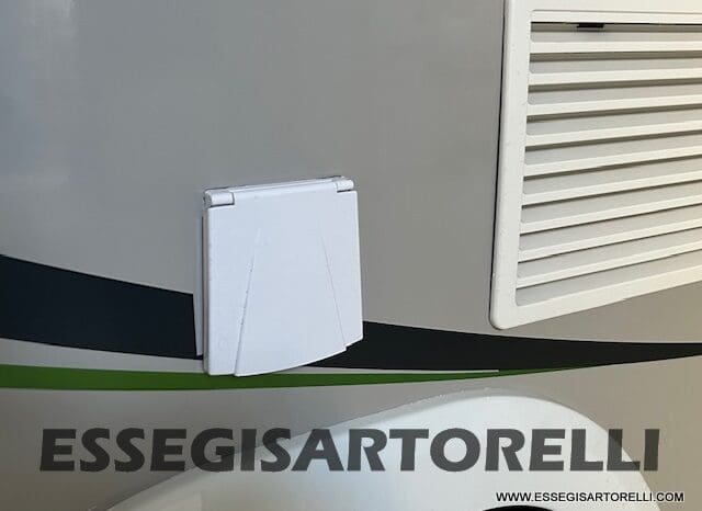 CHAUSSON ETAPE 650 GARAGE 636 CM 01/2025 KM 3.264 DOPPIO CLIMA pieno