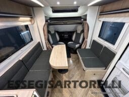 CHAUSSON ETAPE 650 GARAGE 636 CM 01/2025 KM 3.264 DOPPIO CLIMA pieno