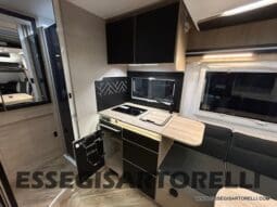 CHAUSSON ETAPE 650 GARAGE 636 CM 01/2025 KM 3.264 DOPPIO CLIMA pieno