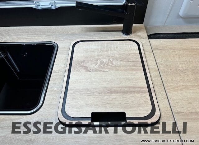 CHAUSSON ETAPE 650 GARAGE 636 CM 01/2025 KM 3.264 DOPPIO CLIMA pieno