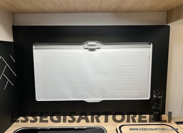 CHAUSSON ETAPE 650 GARAGE 636 CM 01/2025 KM 3.264 DOPPIO CLIMA pieno