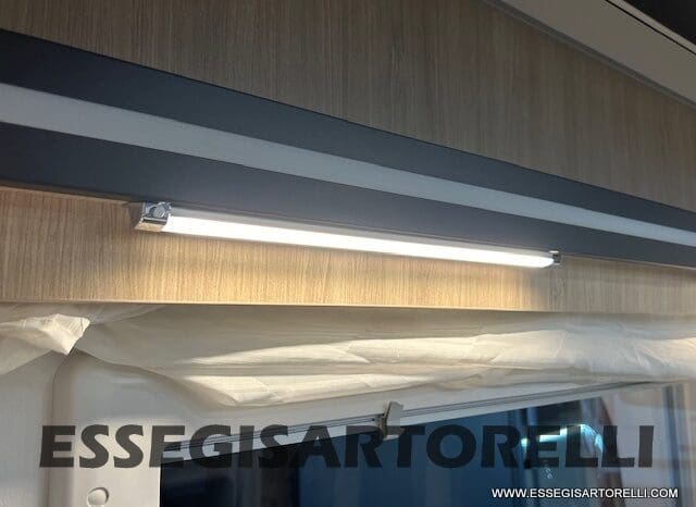 CHAUSSON ETAPE 650 GARAGE 636 CM 01/2025 KM 3.264 DOPPIO CLIMA pieno