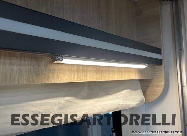 CHAUSSON ETAPE 650 GARAGE 636 CM 01/2025 KM 3.264 DOPPIO CLIMA pieno