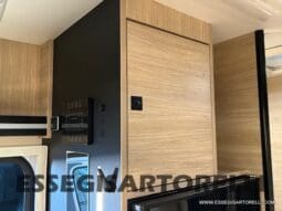 CHAUSSON ETAPE 650 GARAGE 636 CM 01/2025 KM 3.264 DOPPIO CLIMA pieno