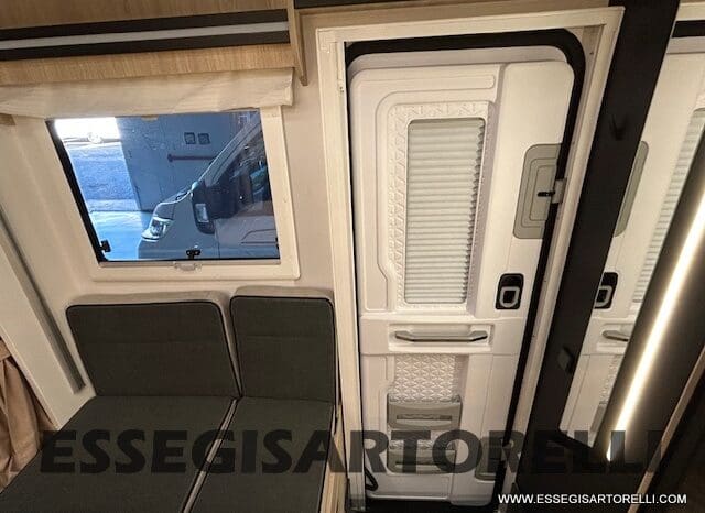 CHAUSSON ETAPE 650 GARAGE 636 CM 01/2025 KM 3.264 DOPPIO CLIMA pieno