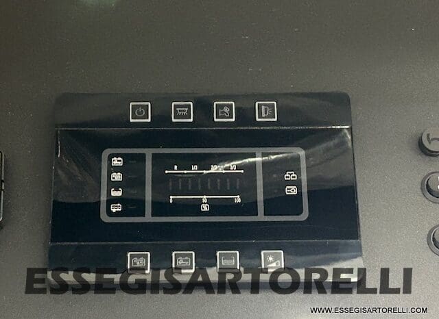 CHAUSSON ETAPE 650 GARAGE 636 CM 01/2025 KM 3.264 DOPPIO CLIMA pieno