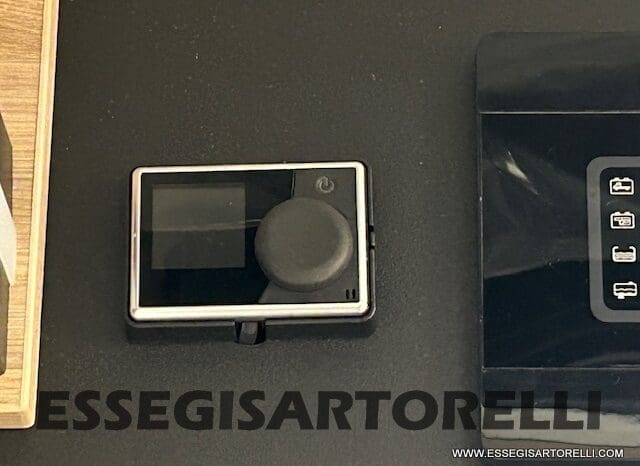 CHAUSSON ETAPE 650 GARAGE 636 CM 01/2025 KM 3.264 DOPPIO CLIMA pieno