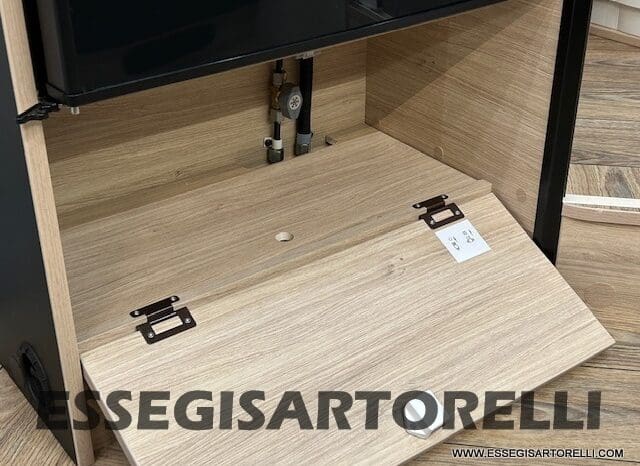 CHAUSSON ETAPE 650 GARAGE 636 CM 01/2025 KM 3.264 DOPPIO CLIMA pieno