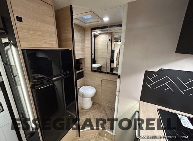 CHAUSSON ETAPE 650 GARAGE 636 CM 01/2025 KM 3.264 DOPPIO CLIMA pieno