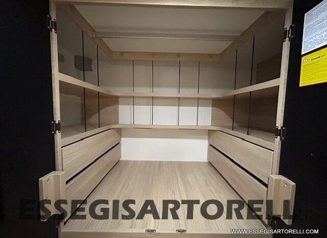 CHAUSSON ETAPE 650 GARAGE 636 CM 01/2025 KM 3.264 DOPPIO CLIMA pieno