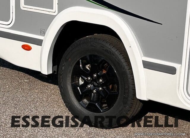 CHAUSSON NEW 2026 TITANIUM 650 165 CV POWER AUTOMATICO 639 CM pieno