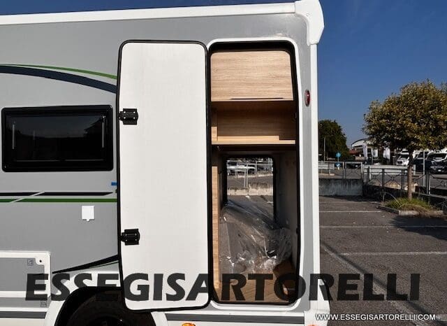 CHAUSSON NEW 2026 TITANIUM 650 165 CV POWER AUTOMATICO 639 CM pieno