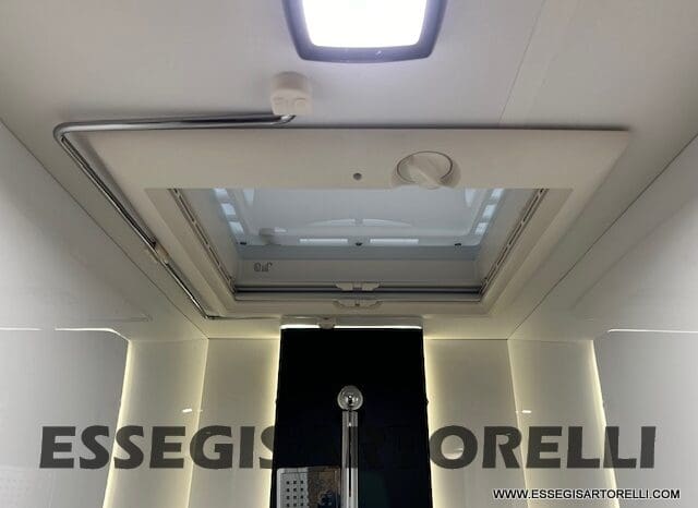 CHAUSSON ETAPE 650 GARAGE 636 CM 01/2025 KM 3.264 DOPPIO CLIMA pieno