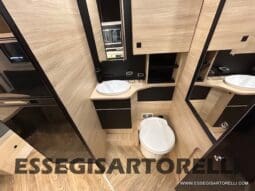 CHAUSSON ETAPE 650 GARAGE 636 CM 01/2025 KM 3.264 DOPPIO CLIMA pieno