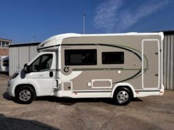 CHAUSSON ETAPE 650 GARAGE 636 CM 01/2025 KM 3.264 DOPPIO CLIMA pieno