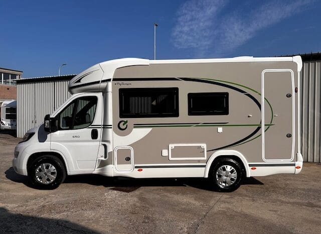 CHAUSSON ETAPE 650 GARAGE 636 CM 01/2025 KM 3.264 DOPPIO CLIMA pieno