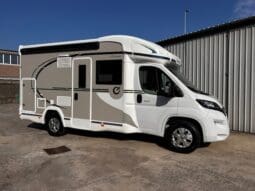 CHAUSSON ETAPE 650 GARAGE 636 CM 01/2025 KM 3.264 DOPPIO CLIMA pieno