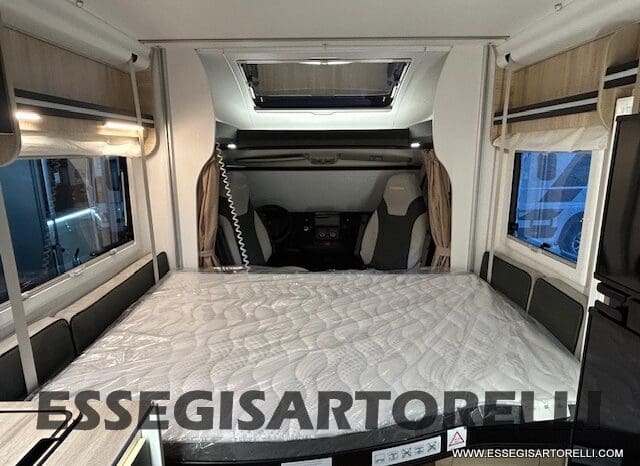 CHAUSSON ETAPE 650 GARAGE 636 CM 01/2025 KM 3.264 DOPPIO CLIMA pieno
