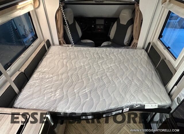 CHAUSSON ETAPE 650 GARAGE 636 CM 01/2025 KM 3.264 DOPPIO CLIMA pieno