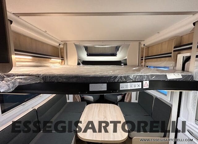 CHAUSSON ETAPE 650 GARAGE 636 CM 01/2025 KM 3.264 DOPPIO CLIMA pieno