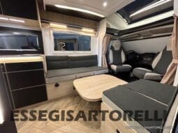 CHAUSSON ETAPE 650 GARAGE 636 CM 01/2025 KM 3.264 DOPPIO CLIMA pieno